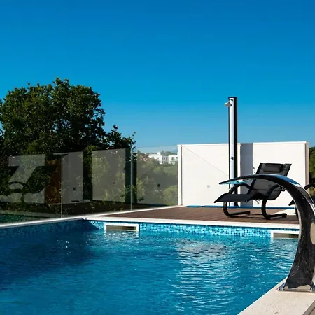 Apartment Lena Luxury Iii